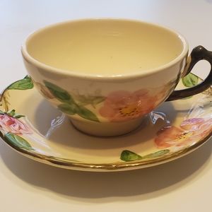 Franciscan Earthware Cups and Saucers